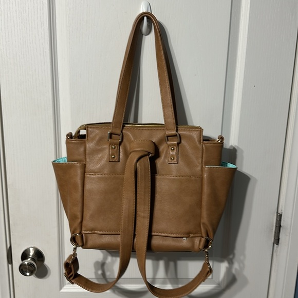 White Elm Almond Gemini Mini - Picture 2 of 14